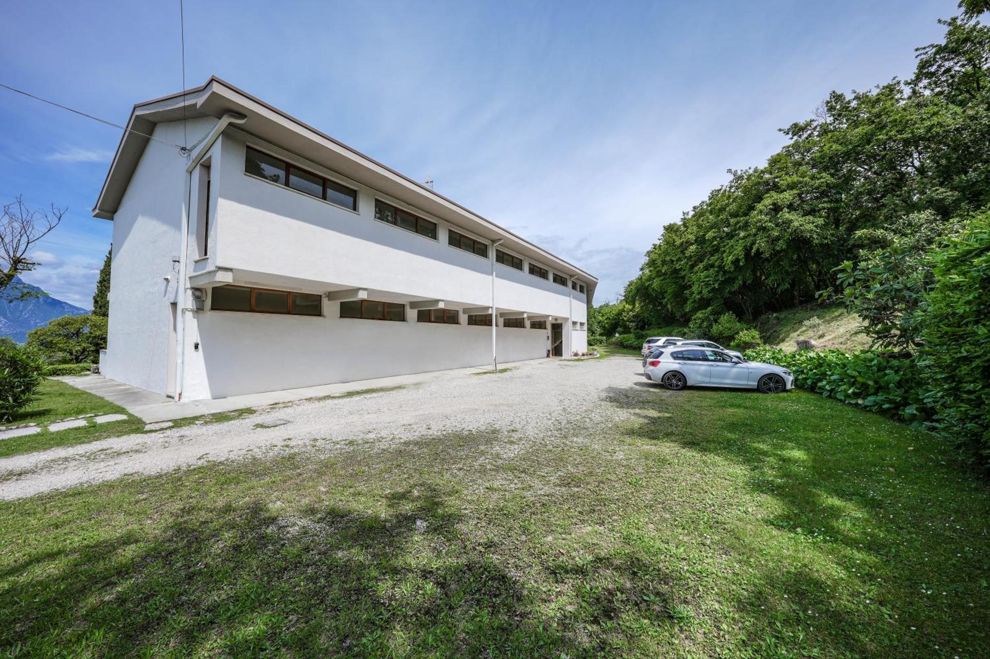 Garda Panoramic House Apartment Албизано Екстериор снимка